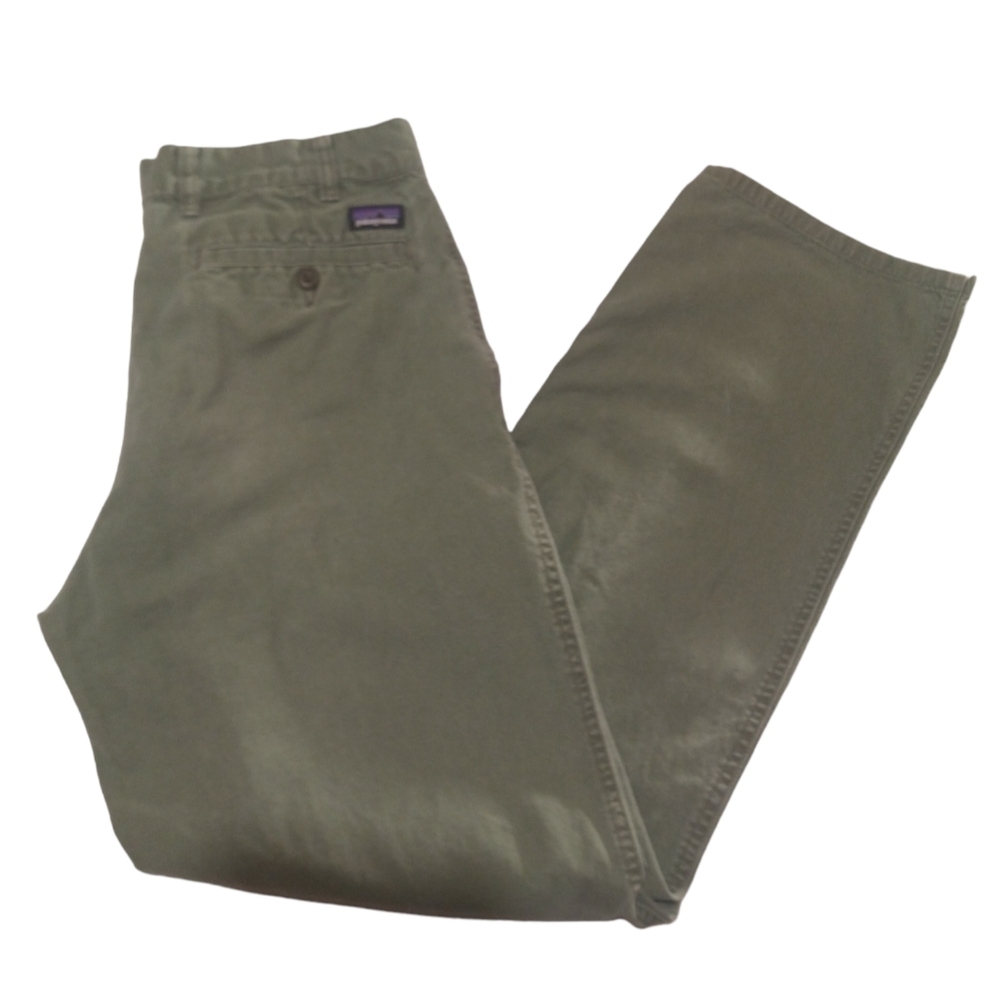 Patagonia Men's Green Khaki Flat Front Pants